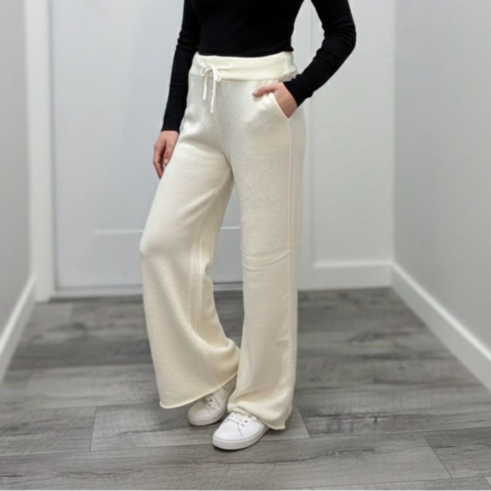 Unbranded Textured Waffle Knit Wide-Leg Sweater Pants Cream/Off-White SP Warm